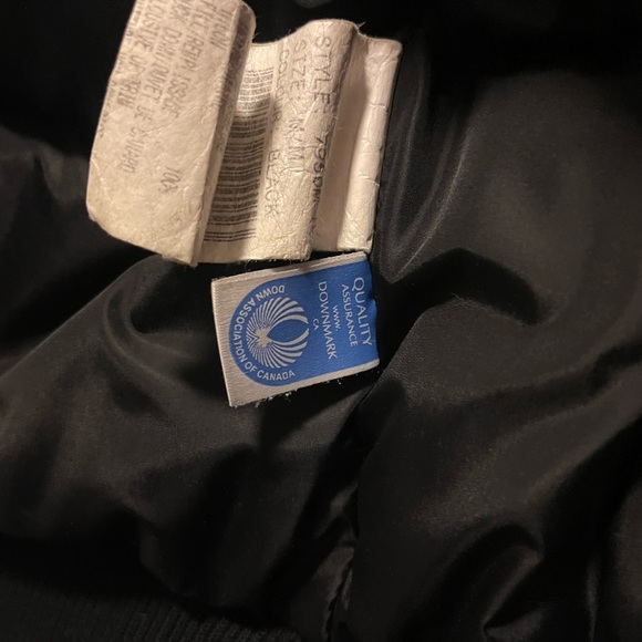 Men’s Canada Goose Chilliwack Bomber - Picture 9 of 15